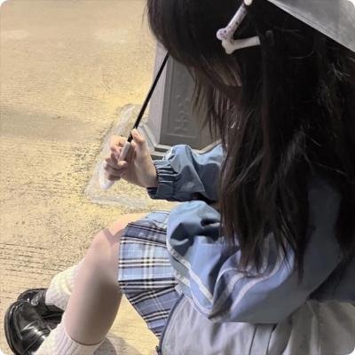 桥上的女孩